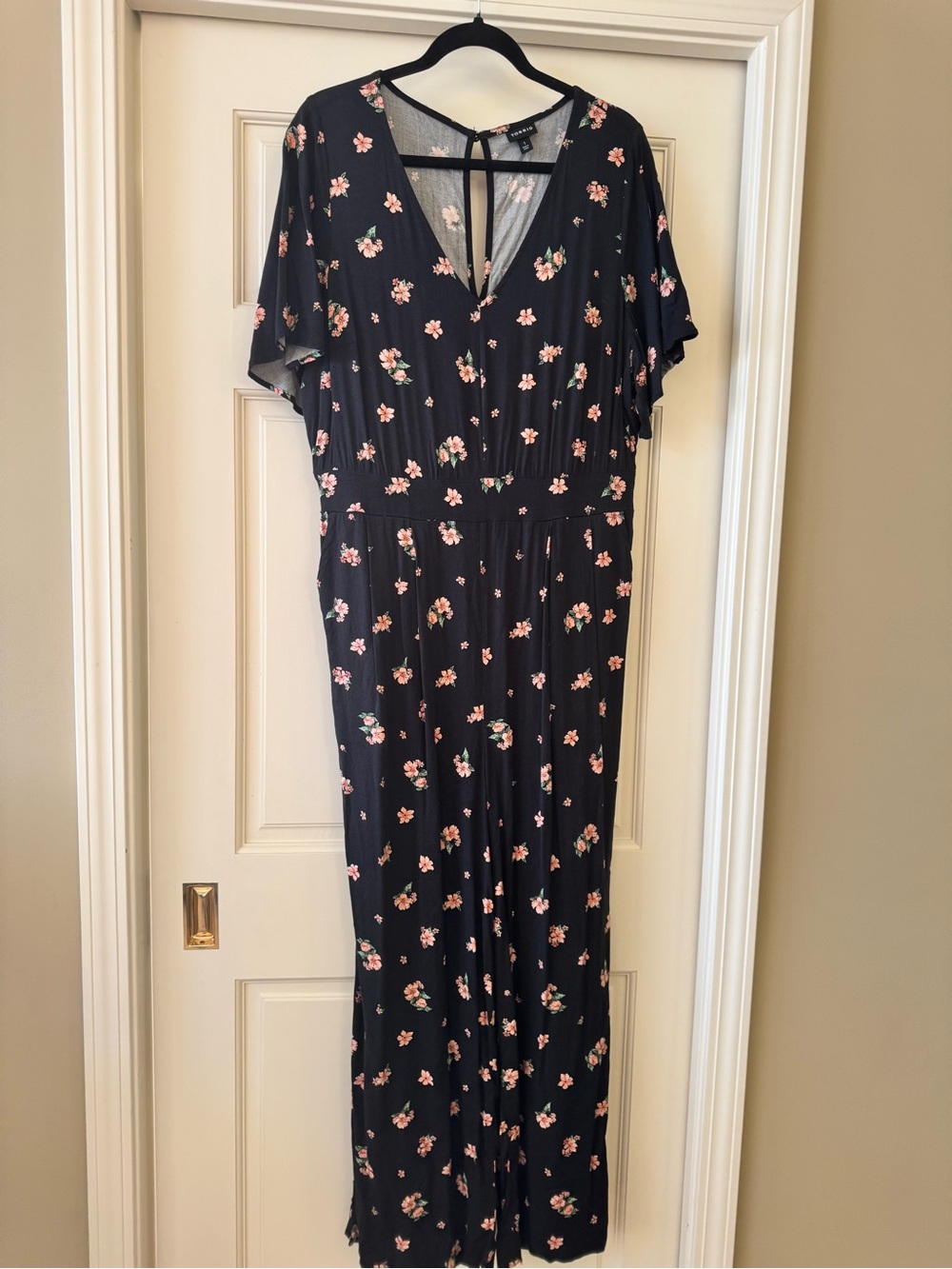 Black Floral V-Neck Jumpsuit with Short Sleeves